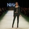 Fashion show looks from the NIAN BY N?HAN BURUK Autumn/Winter 2013 Collection at Mercedes-Benz Fashion Week Istanbul. The Official Mercedes-Benz Fashion Week Istanbul YouTube channel provides extensive coverage of runway […]