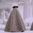 Follow the making of the “Mexique” haute couture Autumn-Winter 1951 miniature dress. Dior Secret Garden III – Versailles – The Film Discover the third chapter of the “Secret Garden” campaign […]