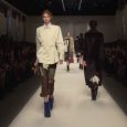 The Fendi creative directors Karl Lagerfeld and Silvia Venturini Fendi presented the new Fall/Winter 2015 collection at Milan Fashion Week, inspired by the work of the twentieth century artist Sophie […]