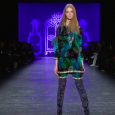 https://youtu.be/uXCEf2OuHRg Anna Sui | Fall Winter 2016/2017 by Anna Sui | Full Fashion Show in High Definition. (Widescreen – Exclusive Video – NYFW – New York Fashion Week)  Manhattan Fashion […]