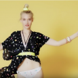 Desigual creates a fluoride capsule with bikinis, swimsuits and clothes made to enjoy the beach. The spring summer 2016 beachwear collection features accessories that give a twist to your summer. […]