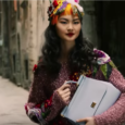 Discover the Fall/Winter 2016/17 Dolce&Gabbana Women Accessories Advertising campaign. Manhattan Fashion Magazine New York 