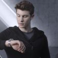 Shawn Mendes shows us how easy it is to customize watch faces to better match one’s style! Discover more about the collection: http://www.eaconnected.com …