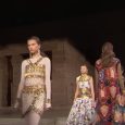 Chanel | Métiers d’Art/Pre-Fall 2018/19 by Karl Lagerfeld | Full Fashion Show in High Definition (Widescreen – Exclusive Video/1080p – Temple of Dendur/Metropolitan Museum of Art/New York City) #ChanelinNYC video FF […]