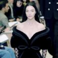 With most of the crowd somewhere between Milan and Paris for these city’s respective fashion weeks, Burberry promised a more intimate affair with its 2023 Spring Summer Fashion Runway show, […]