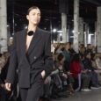 Michael Kors’ Fall Winter 2023-2024 runway show pays homage to iconic muses, including feminist icon Gloria Steinem, music legend Tina Turner, visionary Yoko Ono, and activist Jane Fonda. Blending classic […]