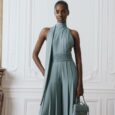Elie Saab’s Pre-Fall 2024 collection seamlessly blends daywear practicality with couture glamour, paying homage to the iconic Diana Vreeland. Drawing inspiration from Vreeland’s bold aesthetic choices and the unfussy coolness […]