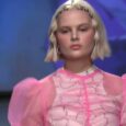 The Alex S. Yu show kicked off with ethereal visuals on the screen, setting the stage for the clothing to come. The collection featured a mix of tulle, plaid, and […]